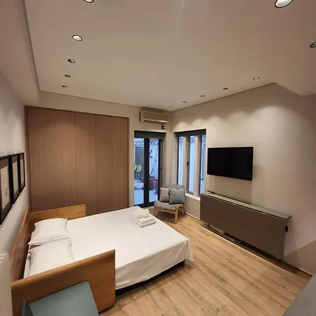 Cozy Kolonaki Studio-3